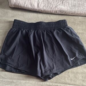 Nike running short